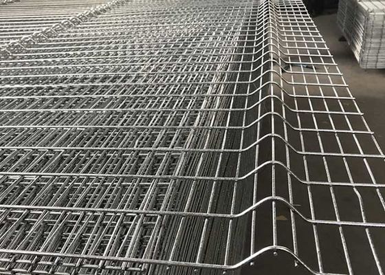 স্কয়ার পোস্ট H3000mm এন্টি ক্লাইম্ব জাল বেড়া OHSAS ফ্ল্যাট বার ইস্পাত বেড়া